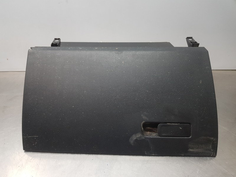 Recambio de guantera para mercedes clase a (w177) 200 d referencia OEM IAM A17768009059051  