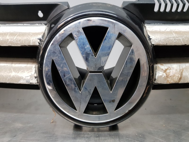 Recambio de rejilla delantera para volkswagen golf v berlina (1k1) highline referencia OEM IAM 1K0853651AGRU   Recambio de rejilla delantera para volkswagen golf v berlina (1k1) highline referencia OEM IAM 1K0853651AGRU