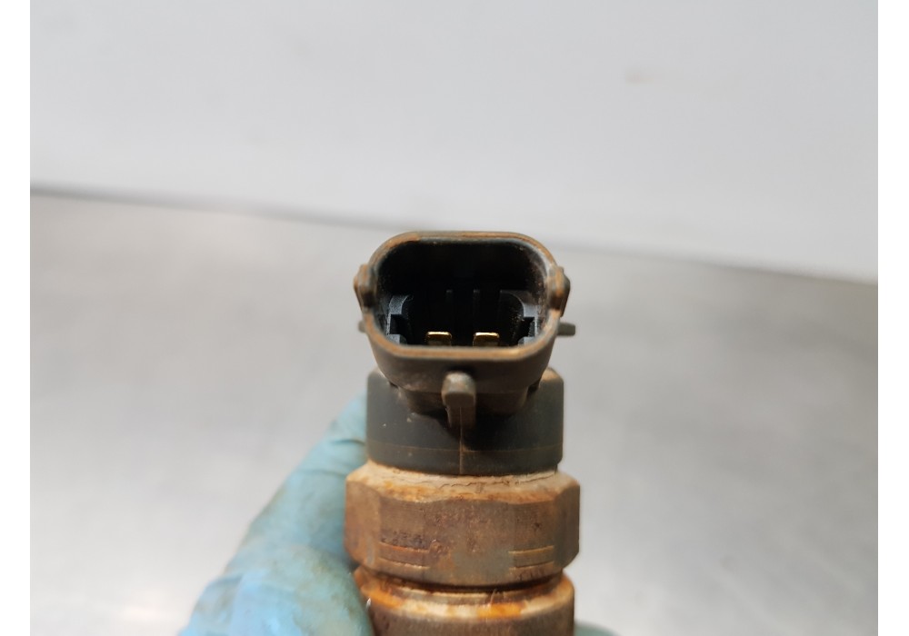 Recambio de inyector para peugeot 308 sw style referencia OEM IAM 0445110566   Recambio de inyector para peugeot 308 sw style referencia OEM IAM 0445110566