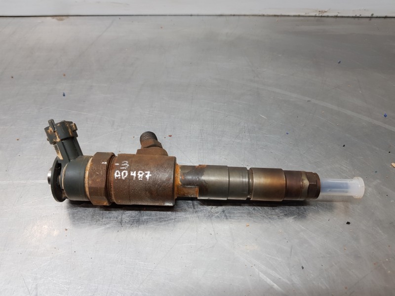 Recambio de inyector para peugeot 308 sw style referencia OEM IAM 0445110566  