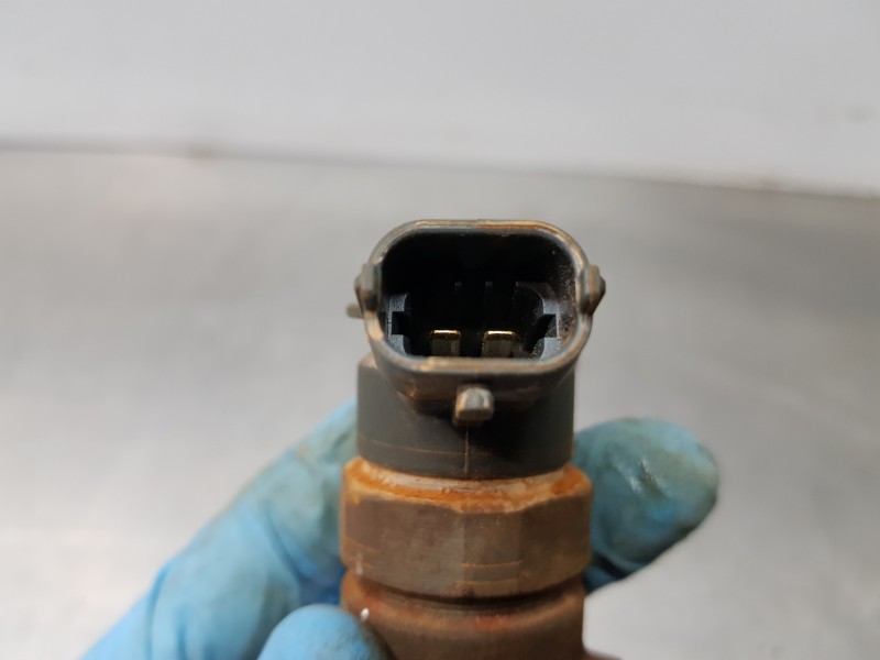 Recambio de inyector para peugeot 308 sw style referencia OEM IAM 0445110566  