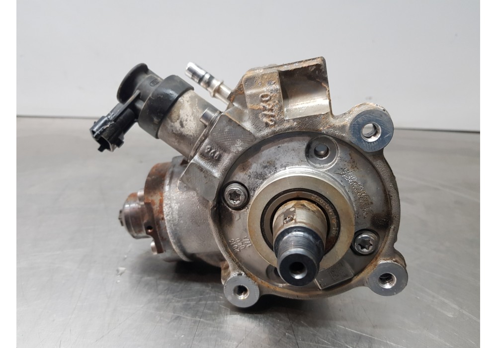 Recambio de bomba inyeccion para peugeot 308 sw style referencia OEM IAM 9811347380 0445010739  Recambio de bomba inyeccion para peugeot 308 sw style referencia OEM IAM 9811347380 0445010739