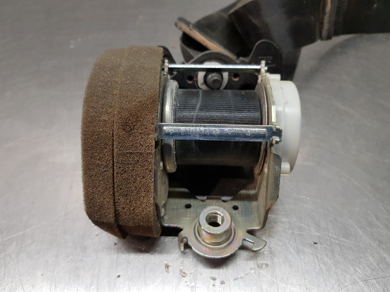 Recambio de cinturon seguridad trasero derecho para peugeot 308 sw style referencia OEM IAM 98087918XX   Recambio de cinturon seguridad trasero derecho para peugeot 308 sw style referencia OEM IAM 98087918XX