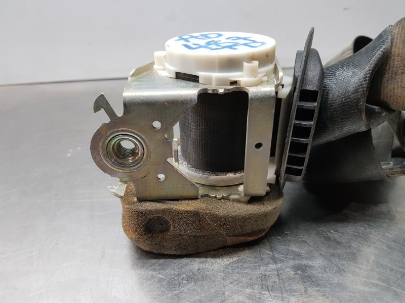 Recambio de cinturon seguridad trasero derecho para peugeot 308 sw style referencia OEM IAM 98087918XX   Recambio de cinturon seguridad trasero derecho para peugeot 308 sw style referencia OEM IAM 98087918XX