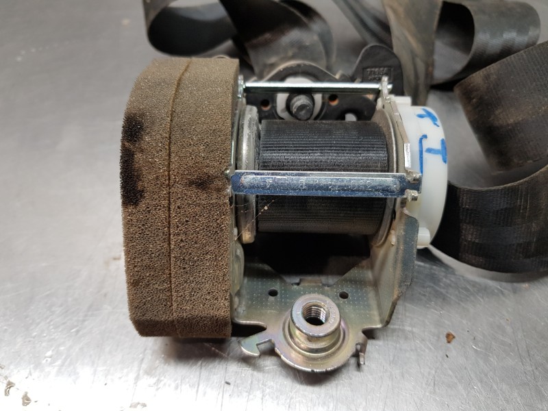 Recambio de cinturon seguridad trasero izquierdo para peugeot 308 sw style referencia OEM IAM 98087919XX   Recambio de cinturon seguridad trasero izquierdo para peugeot 308 sw style referencia OEM IAM 98087919XX