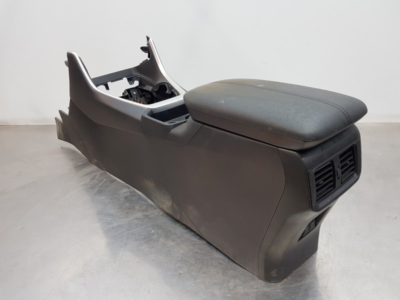 Recambio de apoyabrazos central para toyota rav 4 hybrid referencia OEM IAM 5881042030C1  