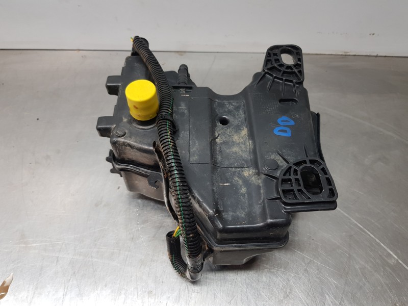 Recambio de deposito aditivo fap ( urea - adblue ) para peugeot 308 sw style referencia OEM IAM 9800390280 1610115580 