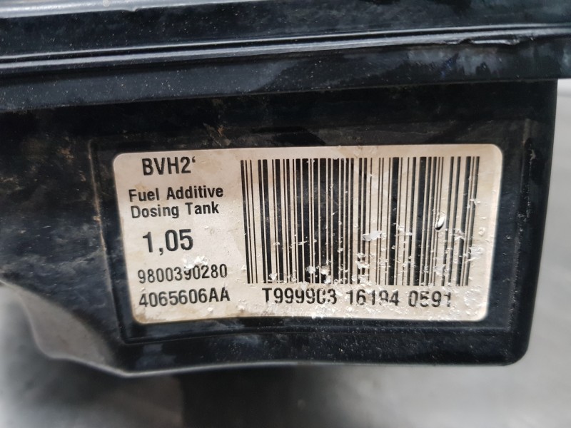 Recambio de deposito aditivo fap ( urea - adblue ) para peugeot 308 sw style referencia OEM IAM 9800390280 1610115580 