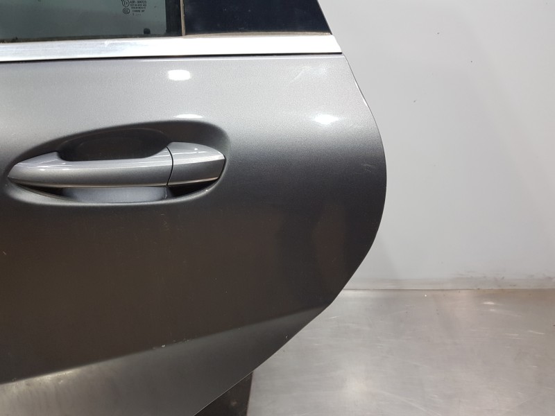 Recambio de puerta trasera izquierda para mercedes clase b (w246) style referencia OEM IAM A2467300105  