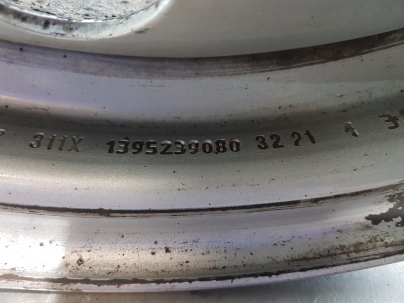 Recambio de llanta para citroen jumper kasten l2h2 referencia OEM IAM 1395239080   Recambio de llanta para citroen jumper kasten l2h2 referencia OEM IAM 1395239080