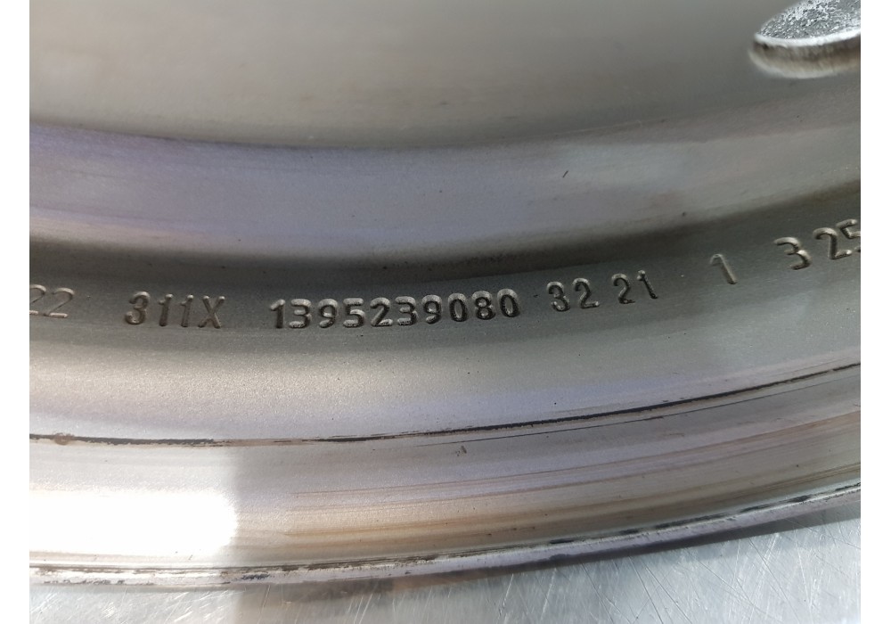 Recambio de llanta para citroen jumper kasten l2h2 referencia OEM IAM 1395239080   Recambio de llanta para citroen jumper kasten l2h2 referencia OEM IAM 1395239080