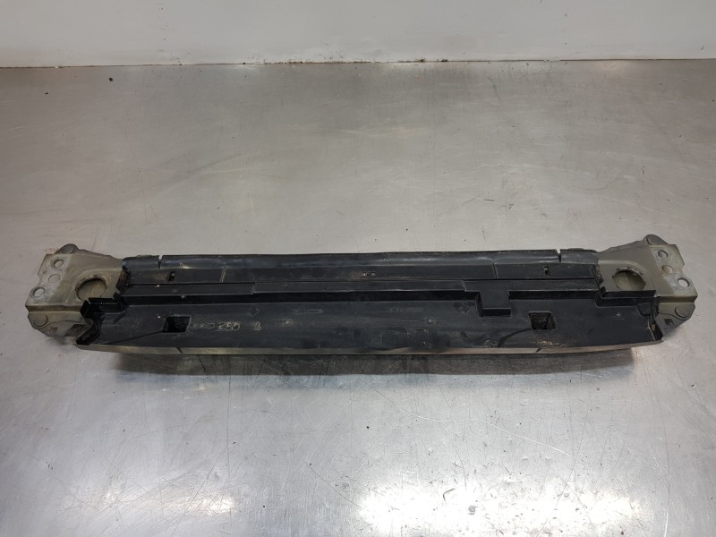 Recambio de travesaño inferior para toyota rav 4 hybrid referencia OEM IAM 5710442090 1659225030 