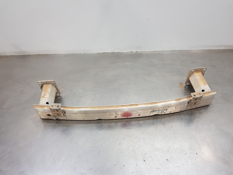 Recambio de refuerzo paragolpes delantero para peugeot 3008 active referencia OEM IAM 9824513780  