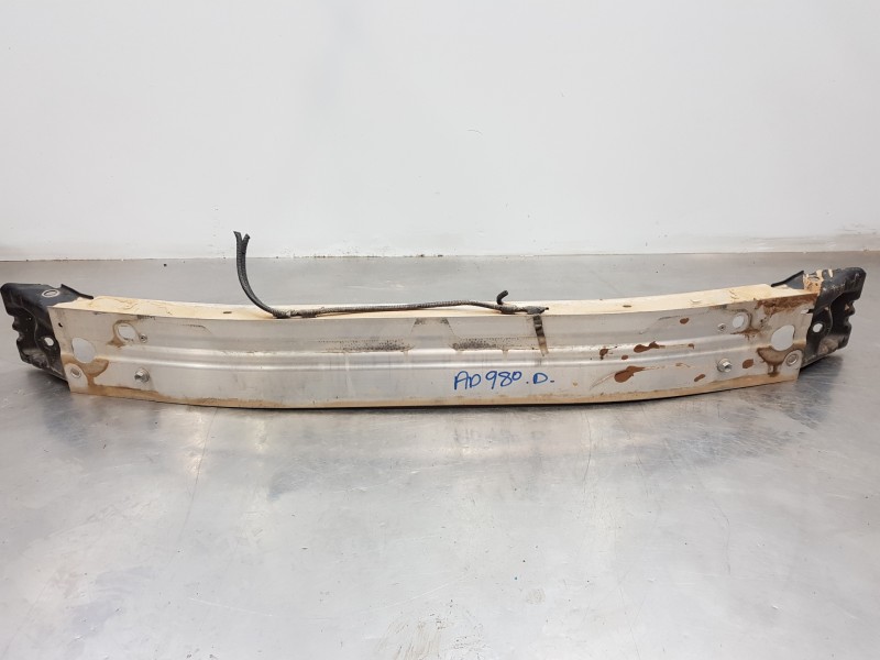 Recambio de refuerzo paragolpes delantero para toyota rav 4 hybrid referencia OEM IAM 5202142200  