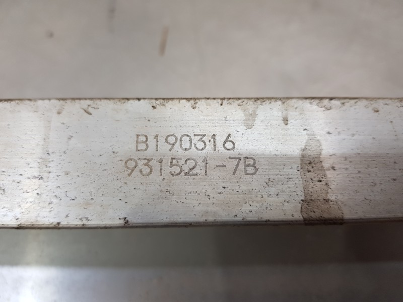 Recambio de refuerzo paragolpes delantero para toyota rav 4 hybrid referencia OEM IAM 5202142200  