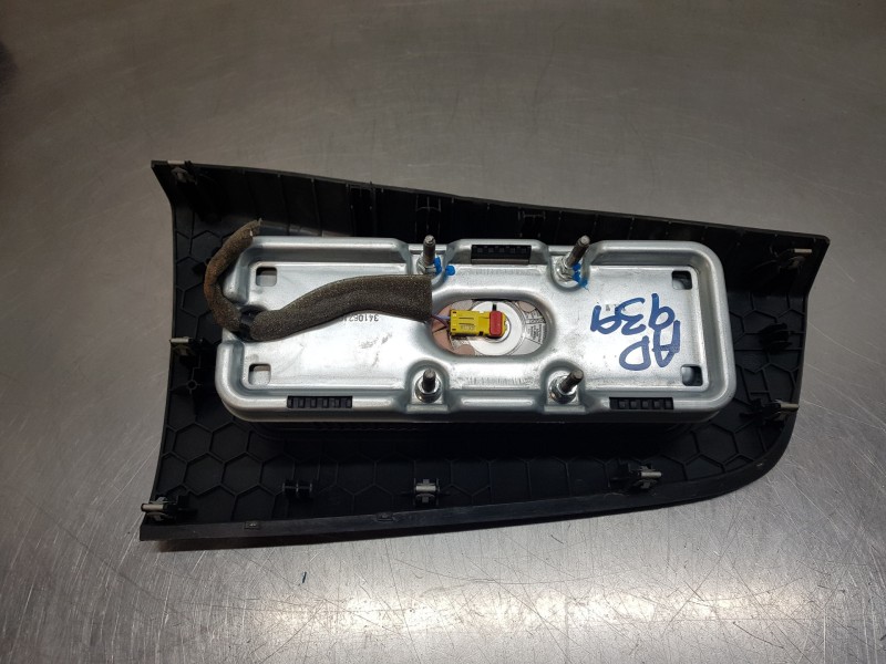 Recambio de kit airbag para dacia sandero stepwey referencia OEM IAM 985701142R 85250931R 985106332R