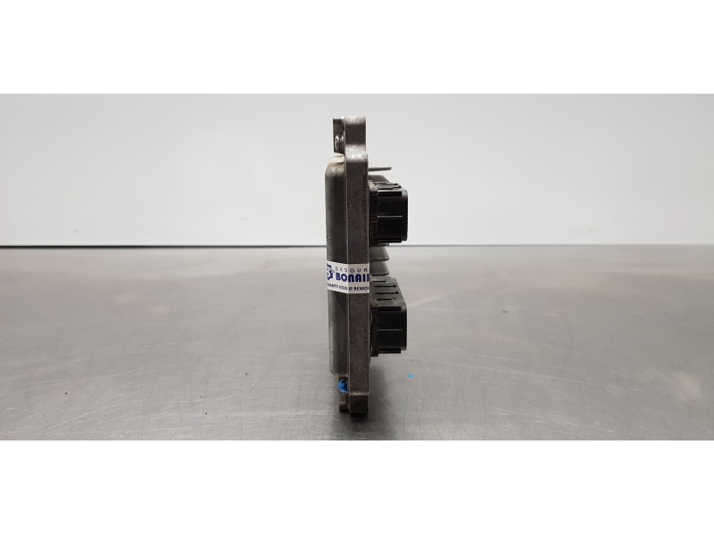 Recambio de centralita motor uce para opel corsa e edition referencia OEM IAM 12679197   Recambio de centralita motor uce para opel corsa e edition referencia OEM IAM 12679197