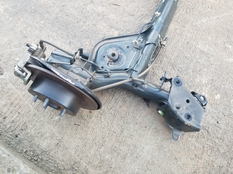 Recambio de puente trasero para nissan juke (f15) visia referencia OEM IAM 55501BX65A   Recambio de puente trasero para nissan juke (f15) visia referencia OEM IAM 55501BX65A