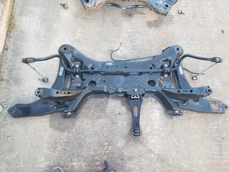 Recambio de puente delantero para ford transit custom kasten custom referencia OEM IAM 2313954  