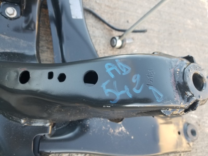 Recambio de puente delantero para ford transit custom kasten custom referencia OEM IAM 2313954  