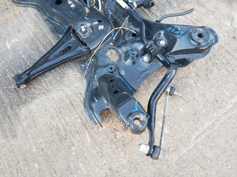 Recambio de puente delantero para ford transit custom kasten custom referencia OEM IAM 2572441  