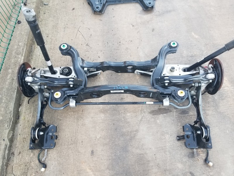 Recambio de puente trasero para mercedes clase a (w177) 200 d referencia OEM IAM A2473503604 A2473502802 