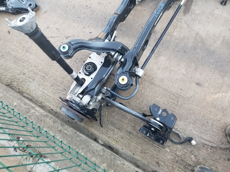 Recambio de puente trasero para mercedes clase a (w177) 200 d referencia OEM IAM A2473503604 A2473502802 