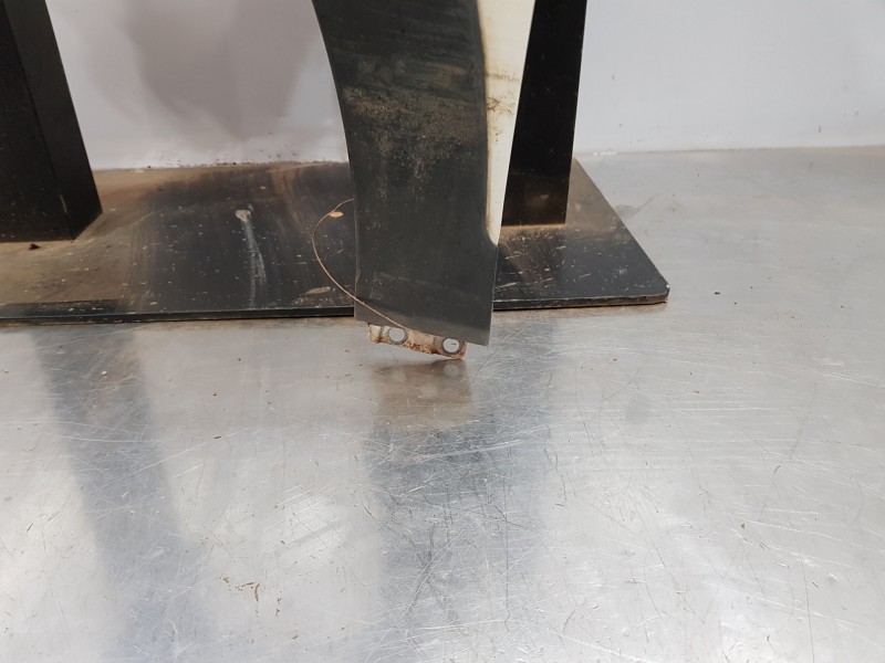 Recambio de aleta delantera izquierda para kia stonic (ybcuv) concept referencia OEM IAM 66311H8400  