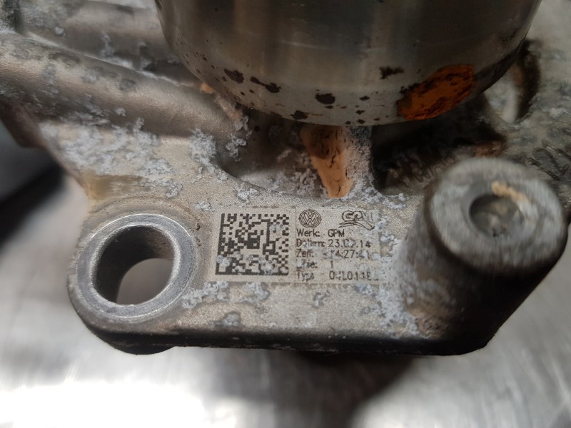 Recambio de bomba agua para audi a3 (8v) attracted referencia OEM IAM 4L121011E 4L121011N 