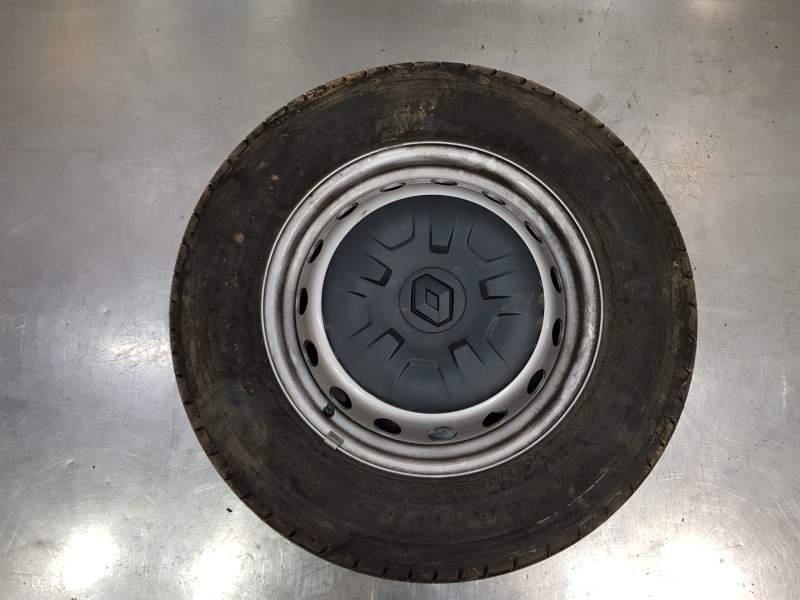 Recambio de llanta para renault master iii furgón referencia OEM IAM 403003582R  
