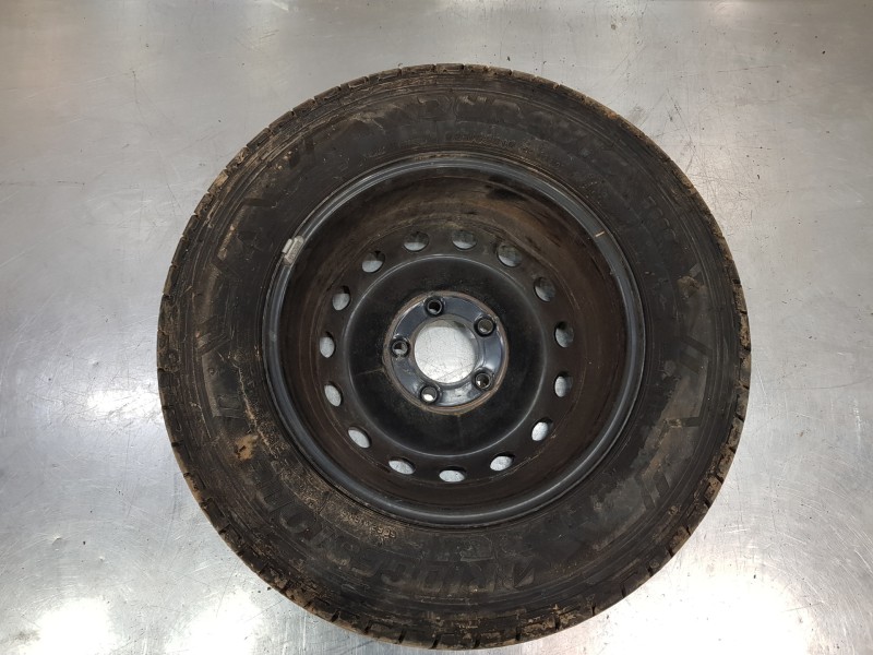 Recambio de llanta para renault master iii furgón referencia OEM IAM 403003582R  