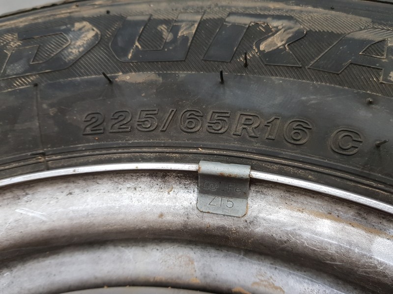 Recambio de llanta para renault master iii furgón referencia OEM IAM 403003582R  