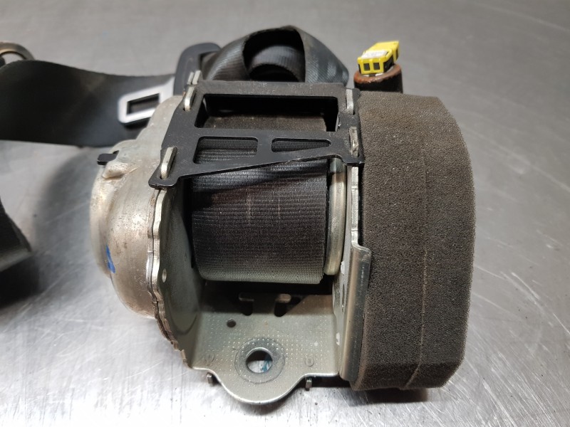 Recambio de cinturon seguridad trasero izquierdo para peugeot 3008 active referencia OEM IAM 98094817XX  