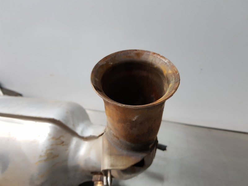 Recambio de catalizador para peugeot 3008 active referencia OEM IAM 9816188180  