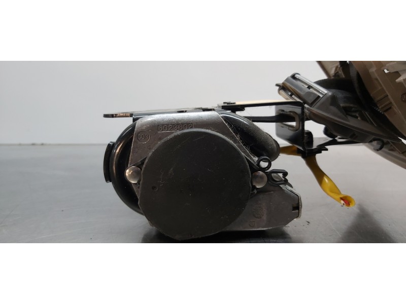 Recambio de cinturon seguridad delantero derecho para mitsubishi outlander (cw0) challenge 4wd referencia OEM IAM 7000A014XB  