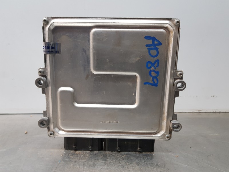 Recambio de centralita motor uce para peugeot 3008 active referencia OEM IAM 9829728480  