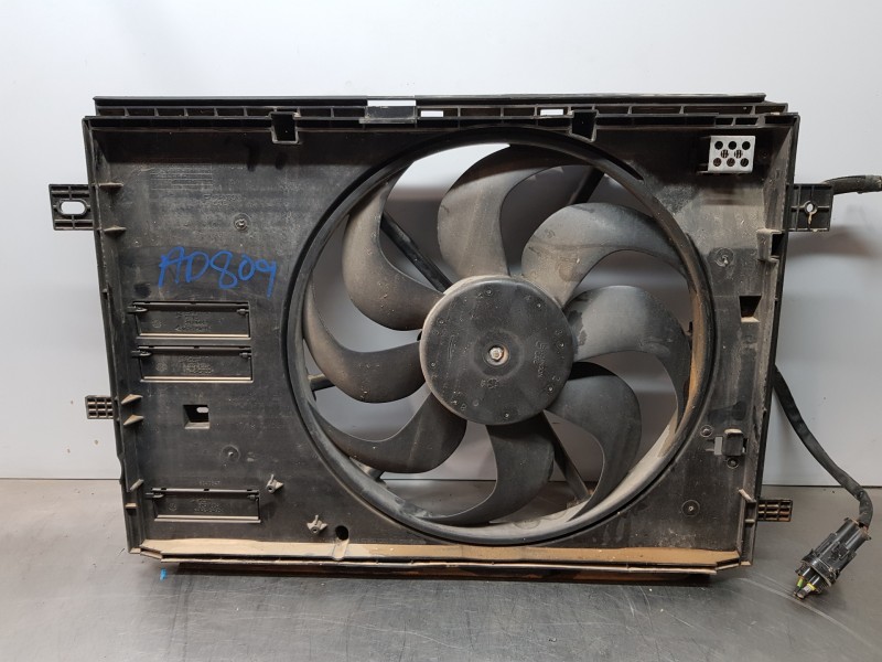 Recambio de electroventilador para peugeot 3008 active referencia OEM IAM 9806313880  