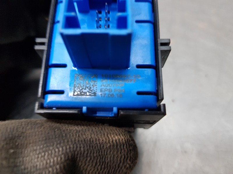 Recambio de palanca freno de mano para peugeot 3008 active referencia OEM IAM 9810593577 9810503677 