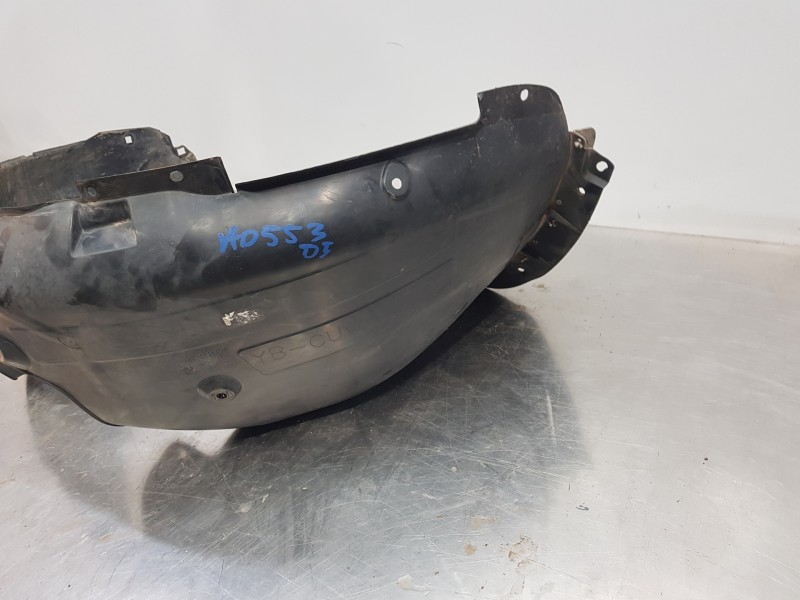 Recambio de paso rueda para kia stonic (ybcuv) concept referencia OEM IAM 86813H8400  