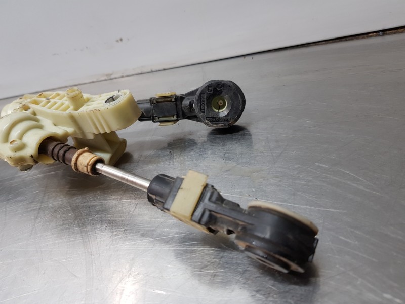 Recambio de varillaje cambio para peugeot 3008 active referencia OEM IAM 9814673780 9809335480 