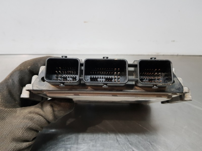 Recambio de centralita motor uce para peugeot 308 premium referencia OEM IAM 0281013332   Recambio de centralita motor uce para peugeot 308 premium referencia OEM IAM 0281013332