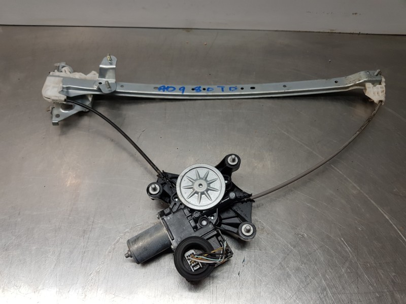 Recambio de elevalunas trasero derecho para toyota rav 4 hybrid referencia OEM IAM 6980342060 8571042150 