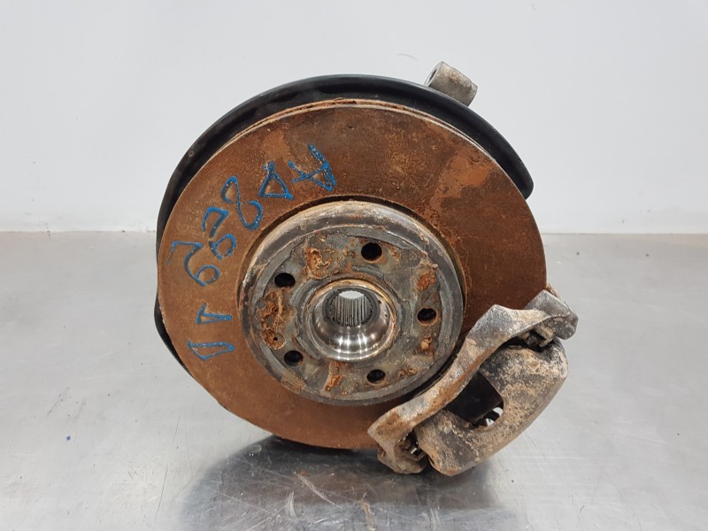 Recambio de mangueta delantera derecha para mercedes clase b (w246) style referencia OEM IAM A2463320200  