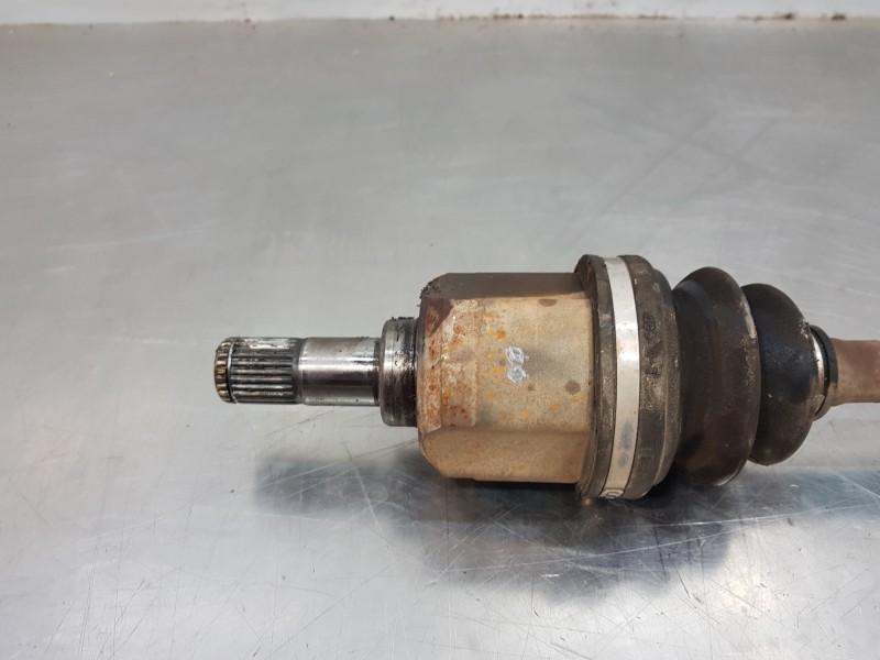 Recambio de transmision delantera izquierda para kia stonic (ybcuv) concept referencia OEM IAM 49500H8150  