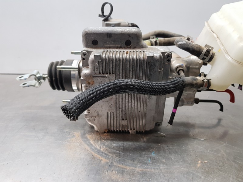Recambio de servofreno para toyota rav 4 hybrid referencia OEM IAM 4705042210 4727047030 