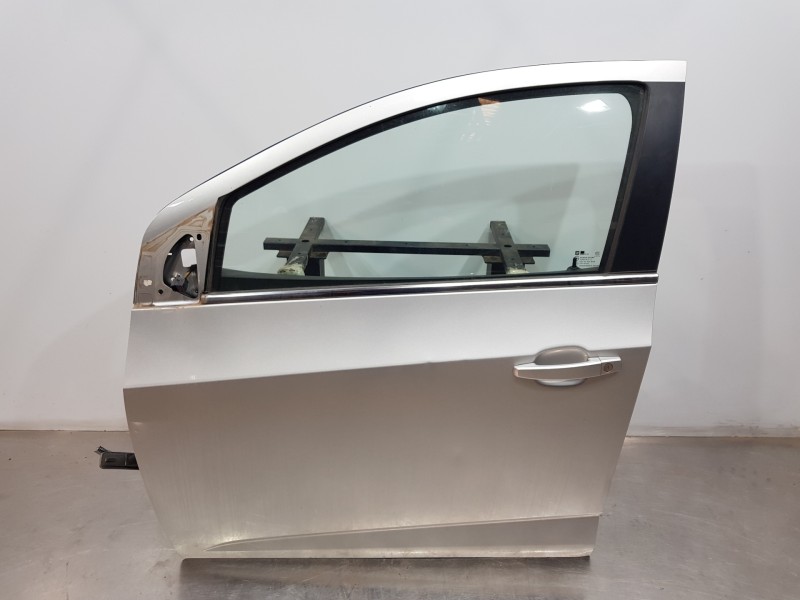 Recambio de puerta delantera izquierda para chevrolet aveo sedán emotion referencia OEM IAM 95940507  