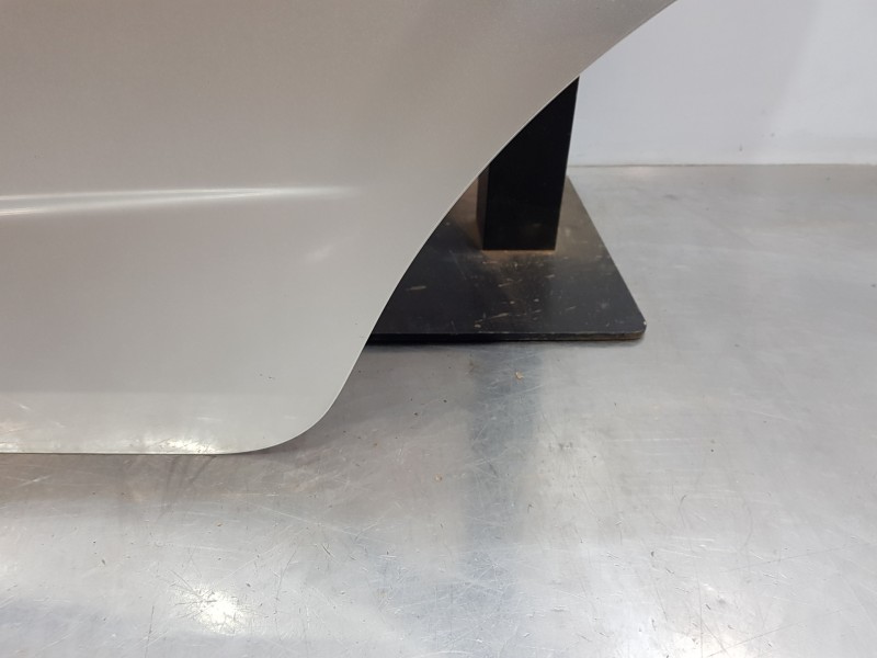 Recambio de puerta trasera izquierda para chevrolet aveo sedán emotion referencia OEM IAM 95330582   Recambio de puerta trasera izquierda para chevrolet aveo sedán emotion referencia OEM IAM 95330582