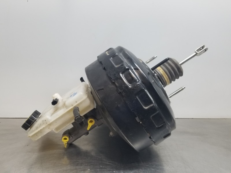 Recambio de servofreno para renault master iii furgón referencia OEM IAM 472107603R  