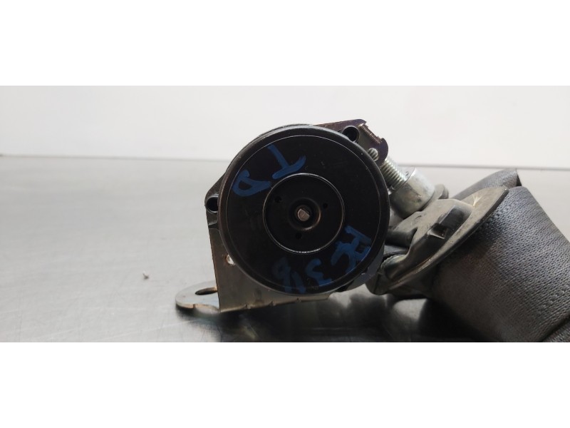 Recambio de cinturon seguridad trasero derecho para mitsubishi outlander (cw0) challenge 4wd referencia OEM IAM 7000A470XB  