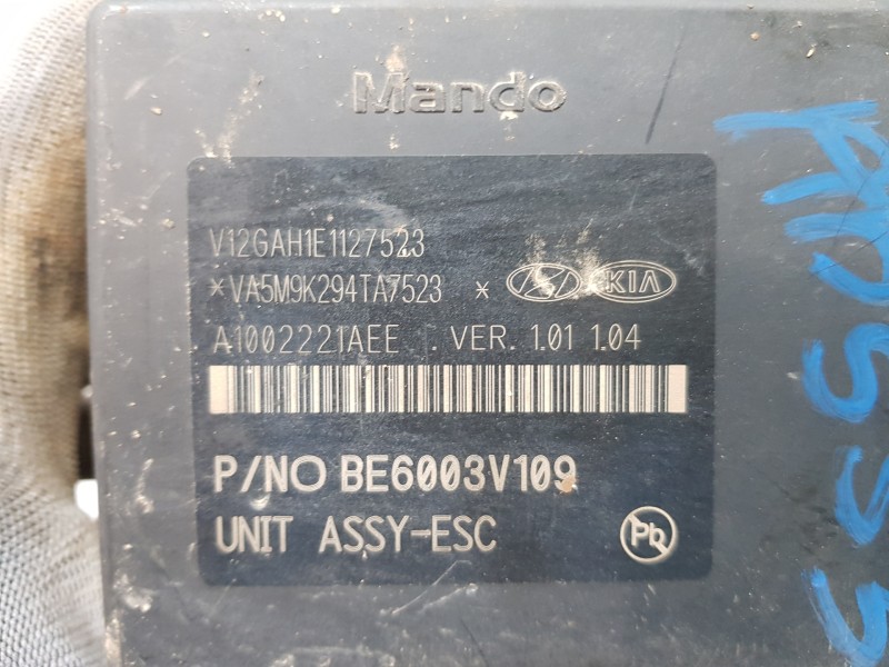 Recambio de abs para kia stonic (ybcuv) concept referencia OEM IAM 58920H8260  